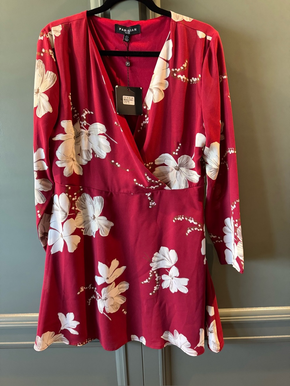 NWT. Parisian Red Dress with crème flowers - Size 16